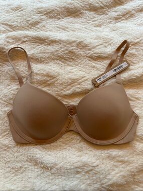 SKIMS Fits Everybody T-Shirt Bra